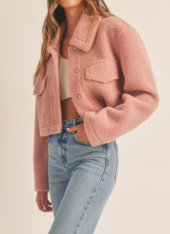 CROP SHERPA JACKET IN BLUSH