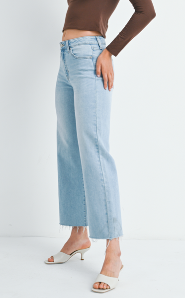Jeans Designer Wide-Leg ETIENNE MARCEL Taille 28 – Occasion Très Bon État – Couleur Bleu Clair